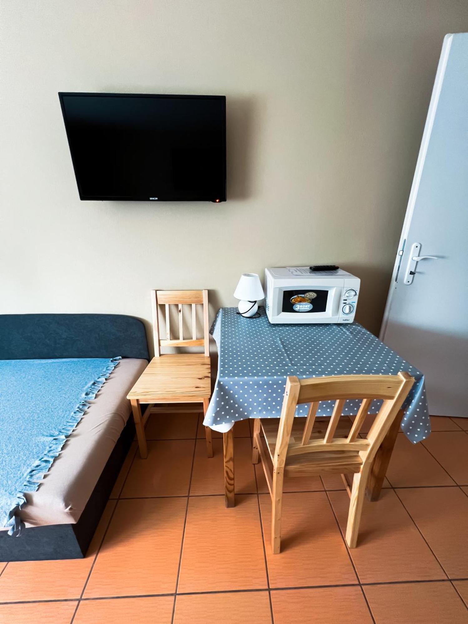 Apartman Taktik Вельки-Медер Экстерьер фото