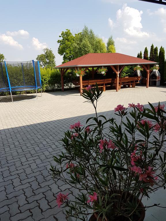 Apartman Taktik Вельки-Медер Экстерьер фото